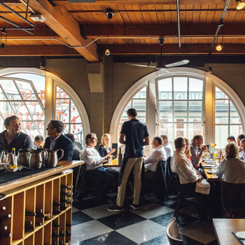 Marketing offerings (intangible): Restaurant, cafe...