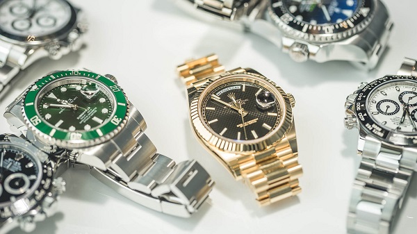 Rolex - Examples of successful market nichers