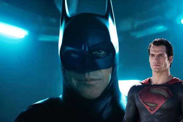 Batman's Flash Clip Teases Henry Cavill's Superman Fate