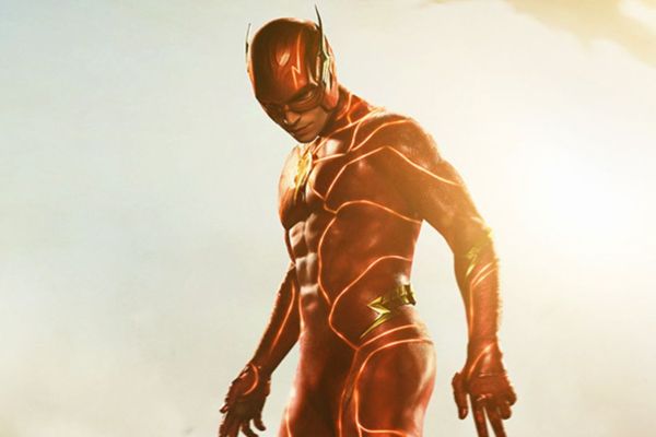 New Zack Snyder DC Character Returns in Explosive Flash Trailer