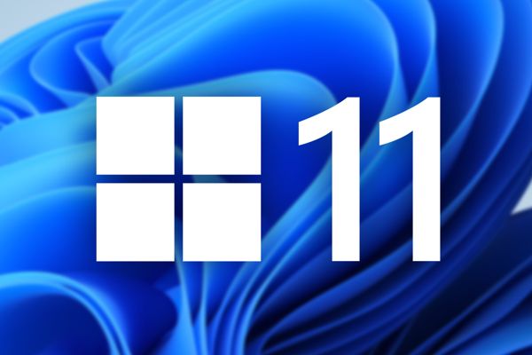 Unclutter Your Windows 11 Taskbar: Hide Date and Time