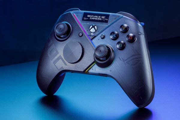 Score 43% Off the  Luna Wireless Controller